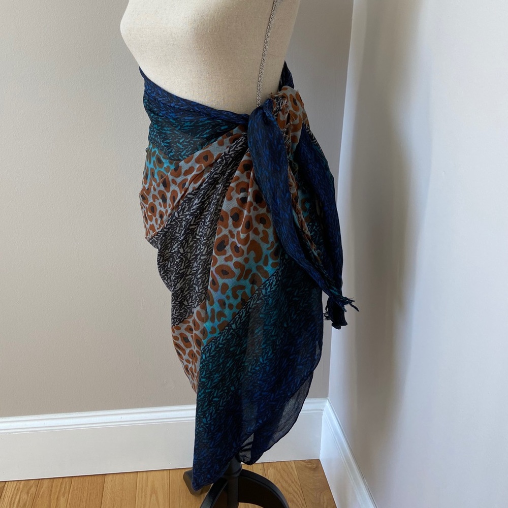 Blanket Scarf / Wrap / Sarong - Picture 5 of 5